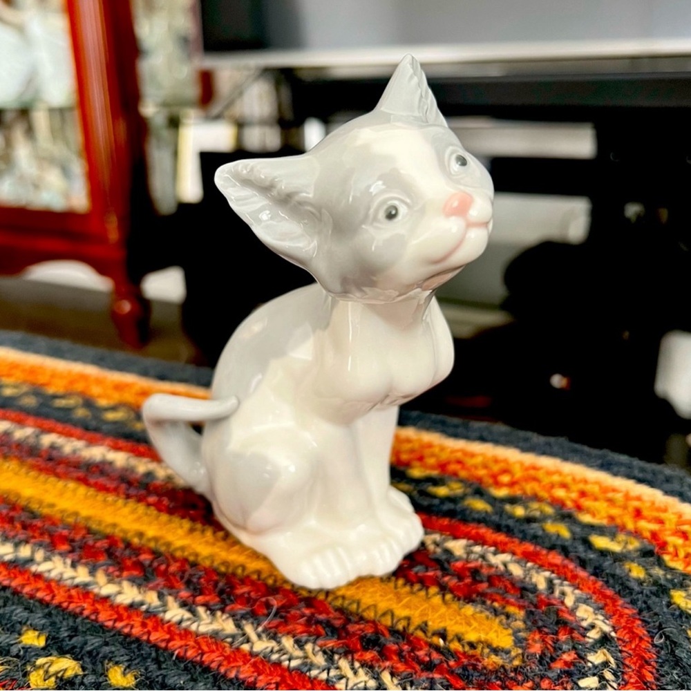 Lladro “Feed Me”
